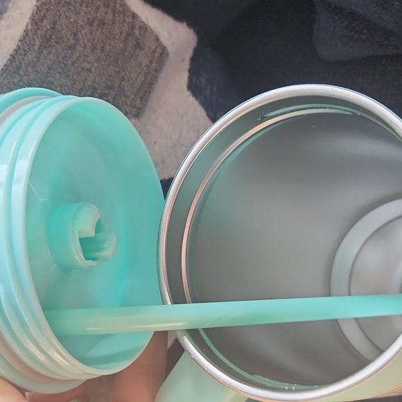 Hobby Lobby Mint Tumbler with Handle and Straw 40 Oz - Picture 9 of 10